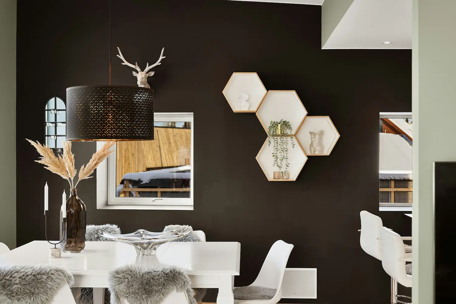 Get Airbnb Property Management Leads: 6 Ways