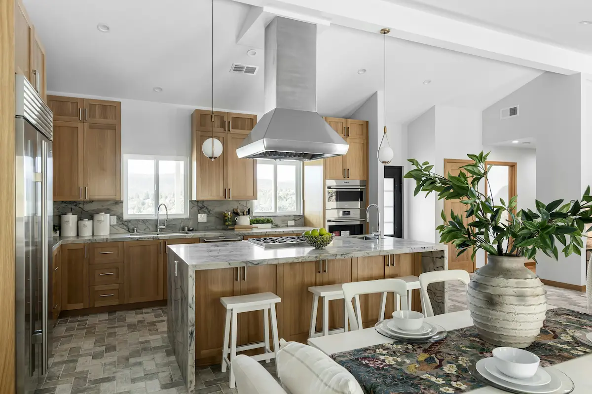 6 Best Shampoos for Airbnb