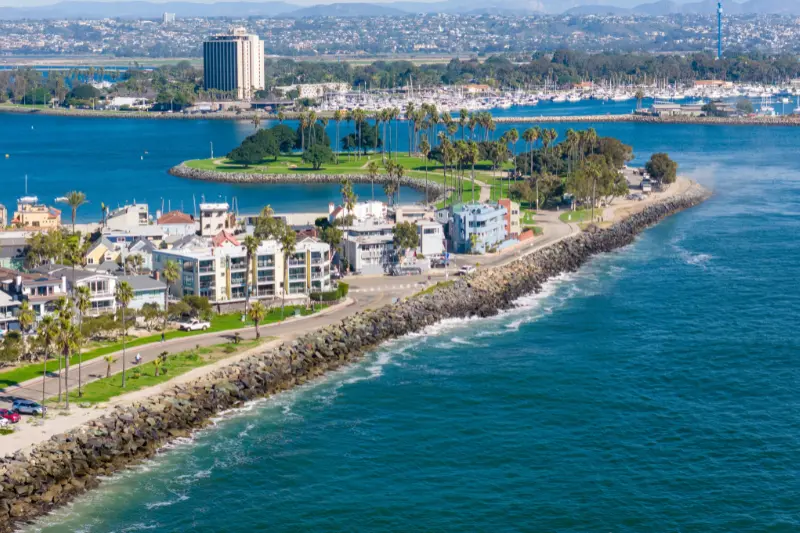 The 6 Best Beachfront Airbnbs in San Diego