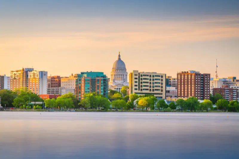 Wisconsin Short-Term Rental Laws: Your Guide